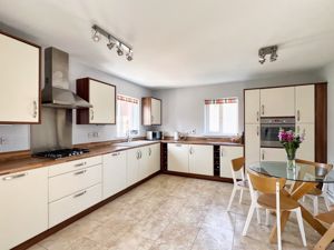 Photo 14- click for photo gallery